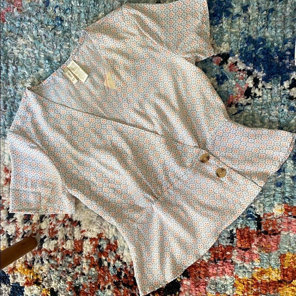 Japna Short-Sleeve Blouse